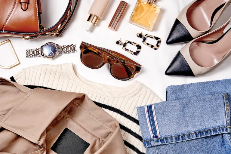 YouTube Fashion Influencers: Redefining Style in the Digital Era